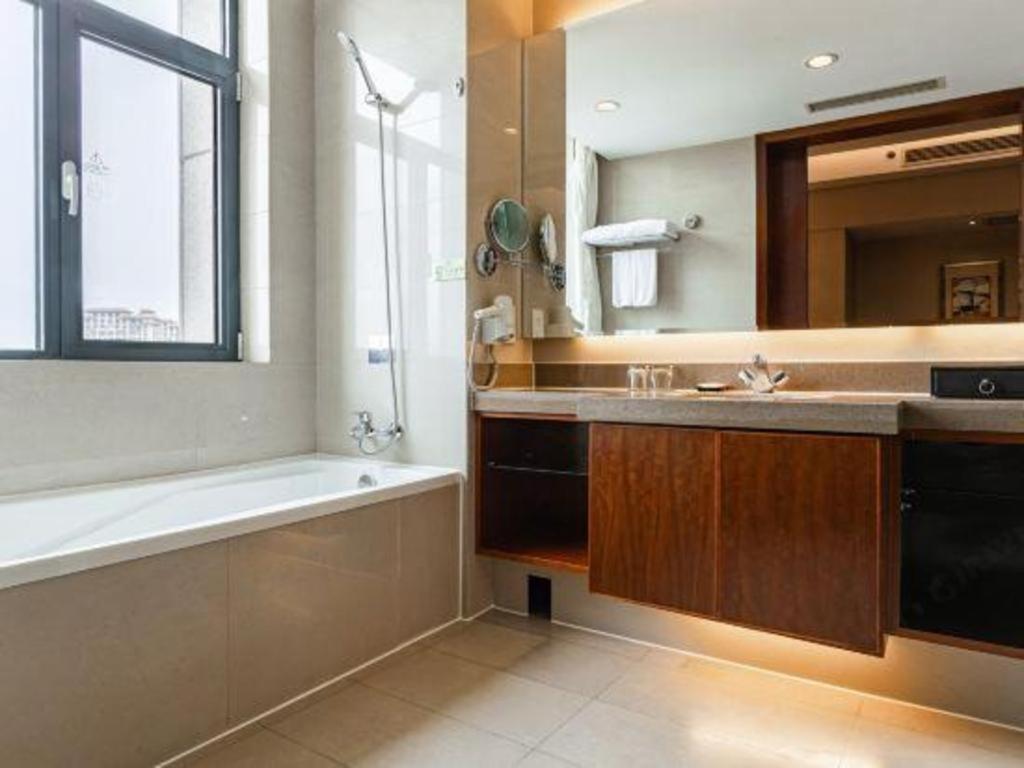 Qingdao Blue Horizon Hotel Licang מראה חיצוני תמונה